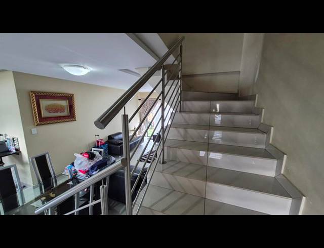 3 BEDROOM TOWNHOUSE FOR SALE IN RASLOUW GARDENS